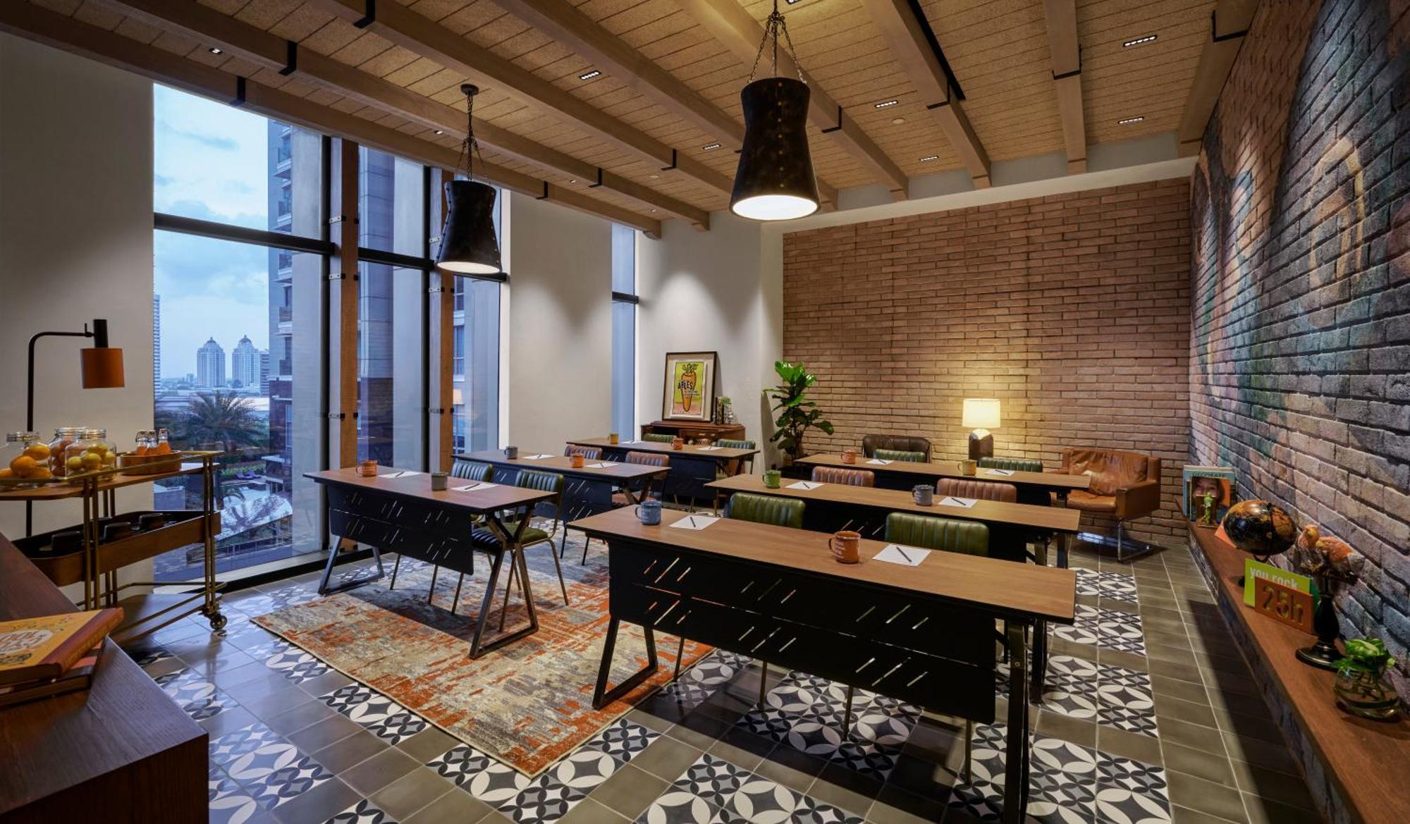 25Hours Hotel Jakarta The Oddbird Luaran gambar